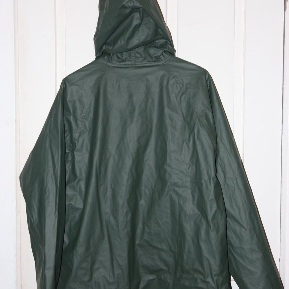 Basic Edition Large Coat - Picture 7 of 7